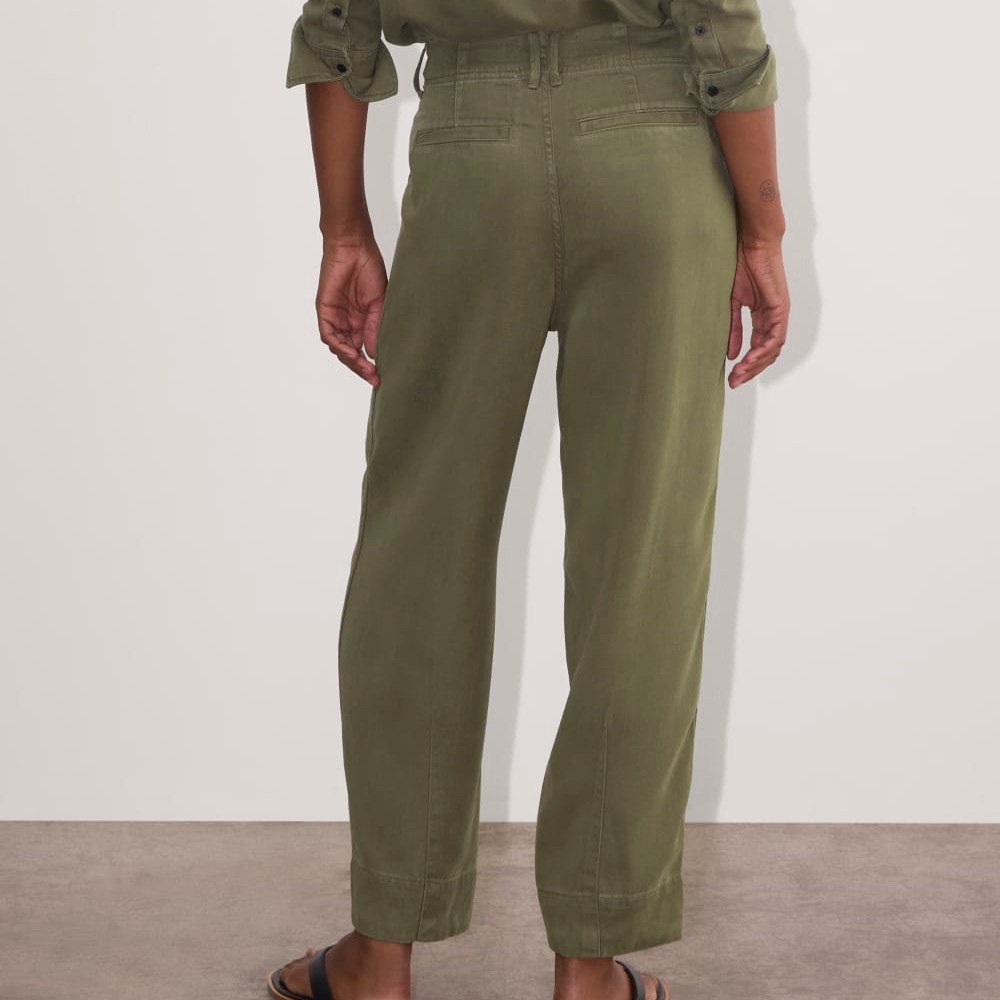 Everlane The Utility Pant in Buttersoft - Picture 2 of 5
